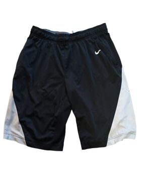 Nike Men’s Black Athletic Shorts with Chicago White Sox Logo